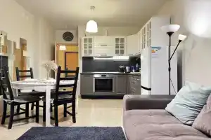 Stilnaya 2-K Kvartira S Prekrasnym Raspolozheniem V Tsentre Kazani Flat