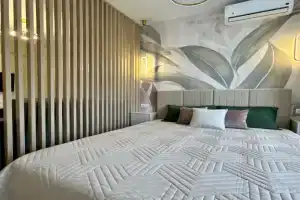 Na Oktyabr'skoj Flat, Zheleznovodskiy