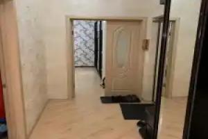 Dvukhkomnatnaya V Tsentre Goroda Yugorsk Flat, Yugorsk