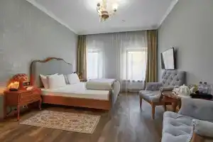 Vremena Goda Hotel, Moscow