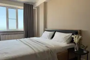 V Tsentre Goroda S Vidom Na More Flat