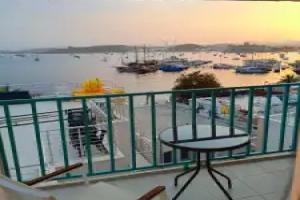 Mia Hill Suites Hotel, Guembet