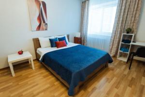 S shikarnym vidom naprotiv TC Planeta Flat, Ufa