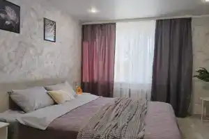 50 Let Oktyabrya 18 Apartment, Syzran