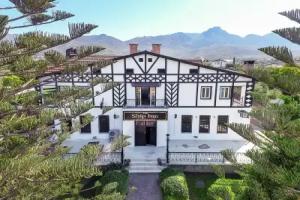 The Ship Inn Hotel and Villas, Kyrenia