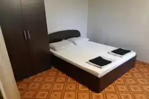 Gagarina 4 Liniya 5 Apartments, Zlatoust