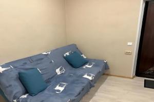 Na Amurskoy 24 Flat, Artem