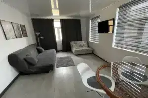 V Istoricheskom Tsentre Goroda Apartment