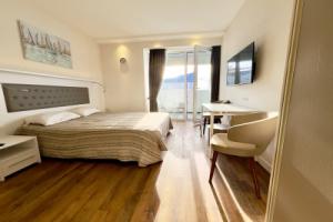 Alliance 35 Etazh Vid Na More I Poyuschie Fontany Apartments, Batumi