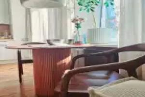 V samom tsentre istoricheskogo goroda Flat, Velikiy Novgorod