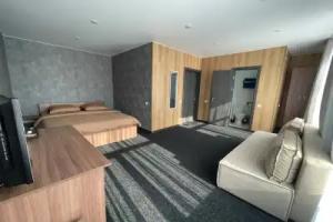 Merenga Hotel, Mozhga