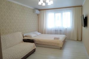 V Rayone Administratsii Flat, Gorjatschi-Kljutsch