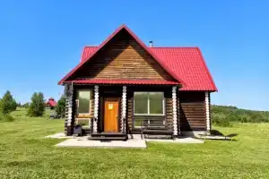 1 Altayskiy Kurshavel Private House, Novokhar'kovka