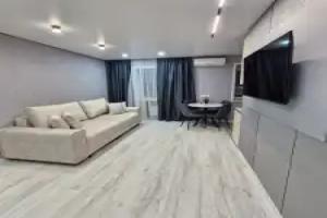 Uyutnye V Tsentre Prospekt Auezova 49 Apartments, Ust'-Kamenogorsk