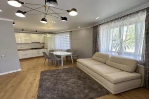 Na Maloy Proletarskoy Ulitse 61 Flat, Yaroslavl