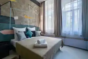 Flat Dizaynerskaya Studiya V Tsentre