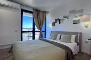 Studiya V Tsentre S Vidom Na More Apartments, Sochi