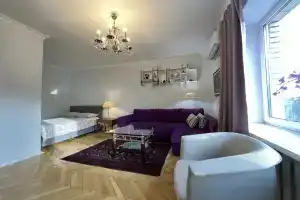 M. Smolenskaya Stilnaya 1-Kh Komn. Flat, Moscow