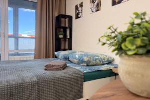 Studiya S Konditsionerom Ryadom S Aeroportom Flat, Ob'