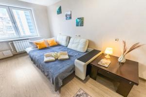 S zaseleniyem Lutshiy servis Posutochno50 Flat, Lobnya