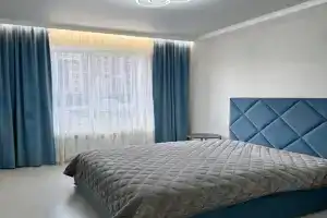 Prostornaya Dvushka Ryadom s Fontanom Apartments, Stavropol