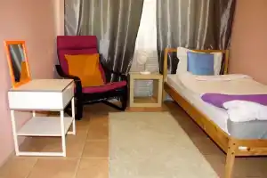 Leto&Zelenaya Roshcha odnomestnyy nomer Apartment, Ekaterinburg