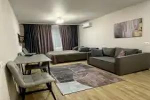Vmestitelnaya Studiya u Ledovoy Areny Flat, Tula