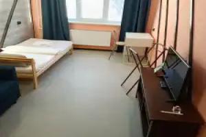 Dvukhkomnatnaya Ryadom S Uvz Flat, Nizhniy Tagil