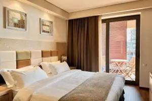 Dreamland Oasis 14 - 702 Apartments, Chakvi