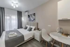 S Balkonom V Kurortnom Gorodke U Morya Apartments, Adler