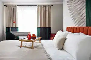 Angel Wing Apart Flat