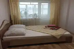 Na Ulitse 50 Let Vlksm Flat, Satka