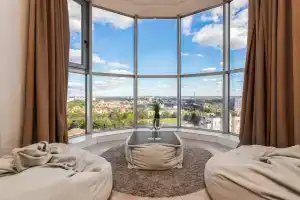 Apartamenty Crown39 - 1k №104: 57 m2, 15 etazh iz 21, Kaliningrad