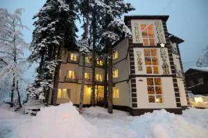 Hotel Gold Star, Dombay