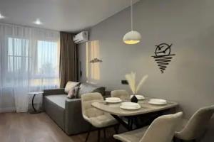 S Novym Remontom Na Ivana Belichenko 92k4 Apartments, Krasnodar