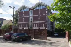 Gostevaya Izba Na Istre, Istra