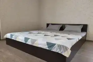 Raidas na Oranzhereynoy 22/2 Flat, Pyatigorsk