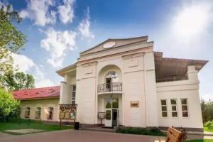 VKS-Kantri Hotel, Pokrov