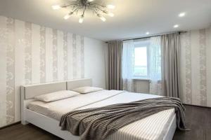 Flat V Cpokoynom I Tixom Pajone, Kazan