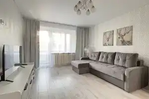 Khochu Priekhaty Na babushkina 4, 4 Etazh Flat, Vologda