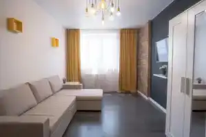 So Stilnym Remontom 1 Apartments, Tula