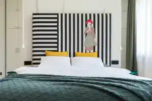 Majestic Stalinka  embankment in the historical center  Gorod- Geroev   Flat, Volgograd