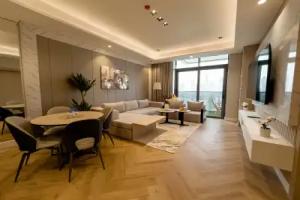 Vserve Elevate Your Stay with Stunning Skyline Views Apartments, Dubai