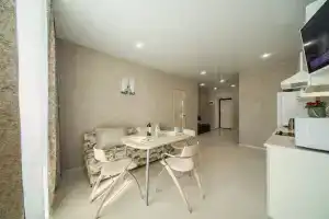 Ot Kompanii Khoum Hotel Na Mayakovskogo 95 Flat, Samara