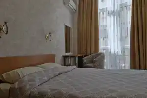 Atlant Classic flat, Alushta