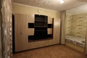 Uyutnaya kvartira na Rogacheva 32 Flat, Berdsk