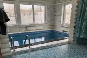 Tematicheskiy Dom S Basseynom Morskaya Bukhta Private house, Votkinsk