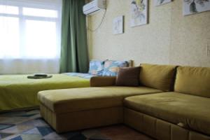 154 V Zhk Oranzhevoye Nebo Apartments, Kostova