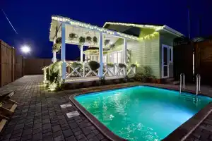 V Stile Eko-Provans Private House, Aksay