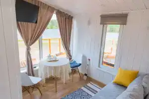 Katin klyov Camping, Arneyevo